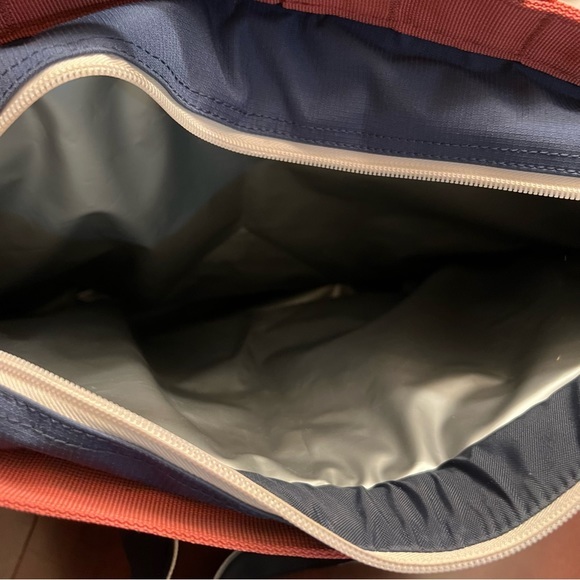 Mountainsmith Dogfish Head crosstown cooler tote style - Picture 8 of 10